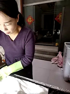 mimi2052 online show from December 20, 2025, 1:19 am