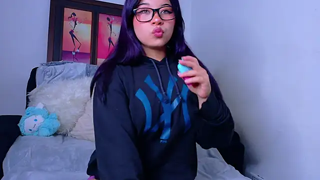 Snapshot of SweetMalory chatting on February 1, 2026, 4:33 am SweetMalory online show from February 1, 2026, 4:33 am