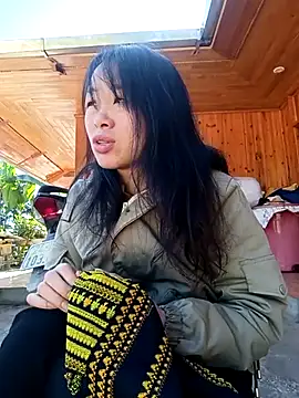 Snapshot of flooora chatting on November 29, 2025, 2:55 am flooora online show from November 29, 2025, 2:55 am