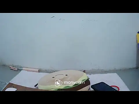 hottiemama69 online show from February 21, 2026, 10:23 pm