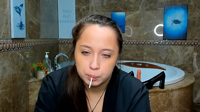 Carolina-sky online show from January 13, 2026, 4:05 am