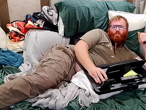 Snapshot of GingerBear3742 chatting on November 28, 2025, 7:25 pm GingerBear3742 online show from November 28, 2025, 7:25 pm