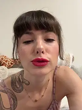 Sugarbellax online show from February 19, 2026, 6:27 pm