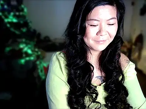 GoddessSweety online show from January 14, 2026, 8:40 am