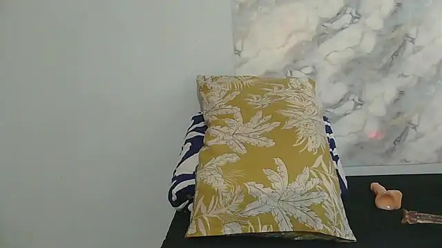 Snapshot of SexyZuluBarbie chatting on June 2, 2026, 10:37 am SexyZuluBarbie online show from June 2, 2026, 10:37 am