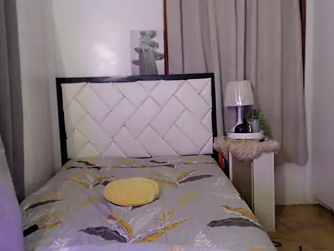 asiantwink0000 online show from March 9, 2026, 10:19 am