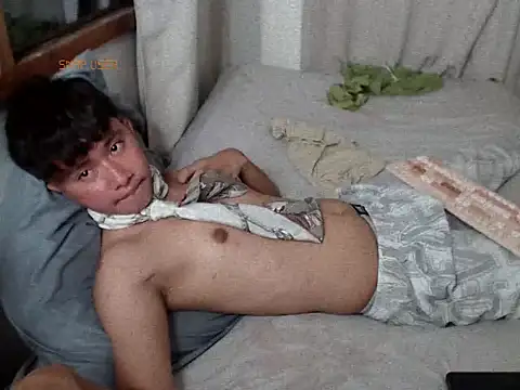 asiantwink0000 online show from November 30, 2025, 5:25 pm