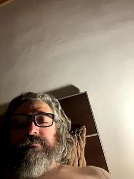 maxxporong online show from December 4, 2025, 1:37 am