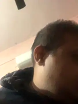 Saxymood1111 online show from November 27, 2025, 4:07 pm