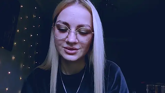 Whitehex666 online show from January 8, 2026, 10:43 am