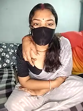 hotty ragini online show from December 14, 2025, 8:42 am