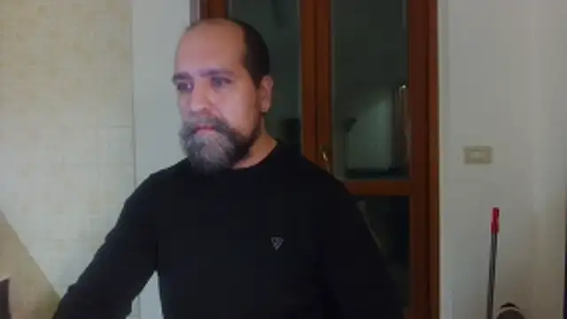 Snapshot of AMIRDIB2025 chatting on November 28, 2025, 6:52 pm AMIRDIB2025 online show from November 28, 2025, 6:52 pm