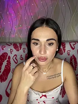 MonikaSi online show from February 18, 2026, 7:21 pm