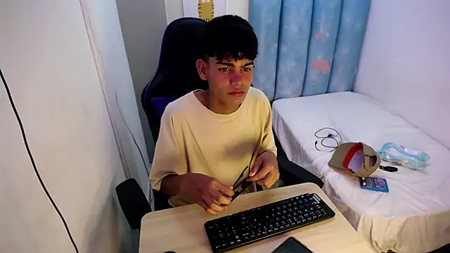 Lil babyyy  online show from December 3, 2025, 2:56 am