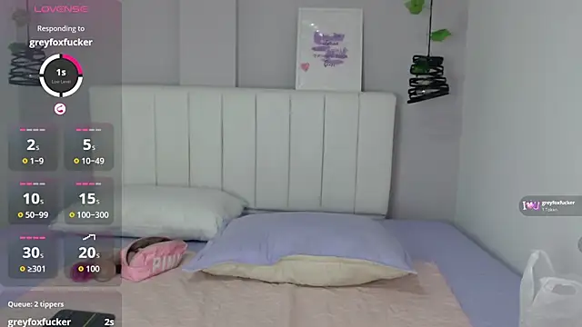 Kattiia1 online show from November 28, 2025, 1:11 pm