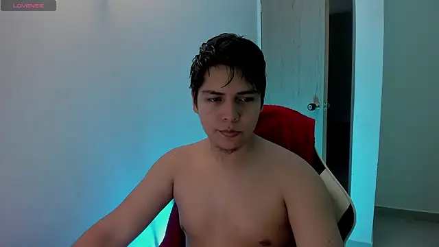 Asta YunoXXX online show from June 27, 2026, 1:17 pm