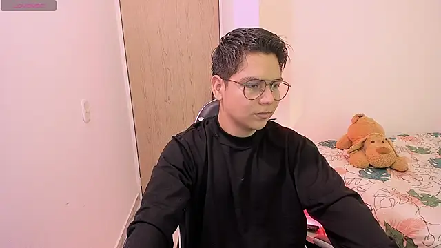 Asta YunoXXX online show from February 19, 2026, 8:50 pm