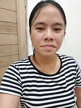 Snapshot of xxdreamgirl69 chatting on February 20, 2026, 10:17 am xxdreamgirl69 online show from February 20, 2026, 10:17 am