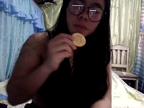 Snapshot of xxdreamgirl69 chatting on February 4, 2026, 10:49 pm xxdreamgirl69 online show from February 4, 2026, 10:49 pm