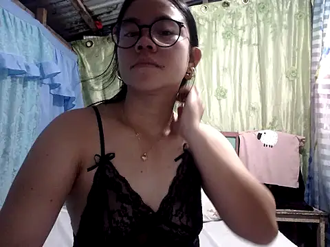 Snapshot of xxdreamgirl69 chatting on February 6, 2026, 10:06 pm xxdreamgirl69 online show from February 6, 2026, 10:06 pm