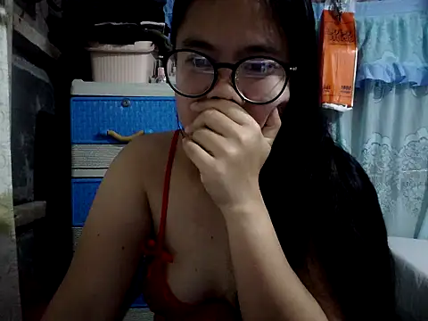 xxdreamgirl69 online show from March 12, 2026, 10:14 pm