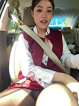 youyou-baby999 online show from April 17, 2026, 5:32 am