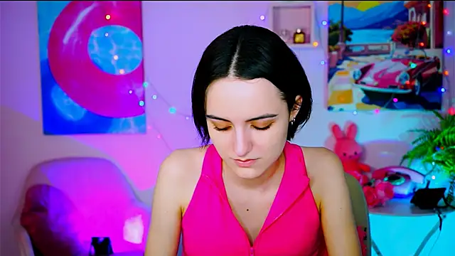 KateWillows online show from February 10, 2026, 4:00 am