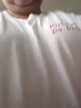 piccionetestardo online show from November 29, 2025, 11:32 am