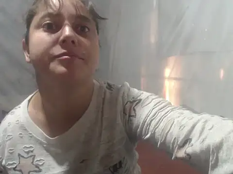 Snapshot of sammyyblondee chatting on February 25, 2026, 3:01 pm sammyyblondee online show from February 25, 2026, 3:01 pm