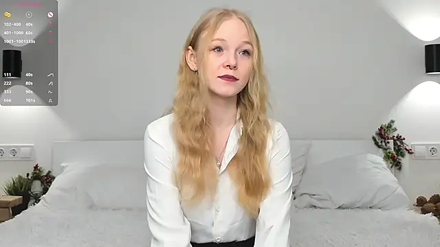 GhisllaineWestler online show from January 12, 2026, 4:08 am