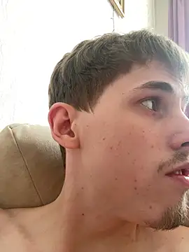 Snapshot of FreeRich chatting on February 5, 2026, 5:36 am FreeRich online show from February 5, 2026, 5:36 am