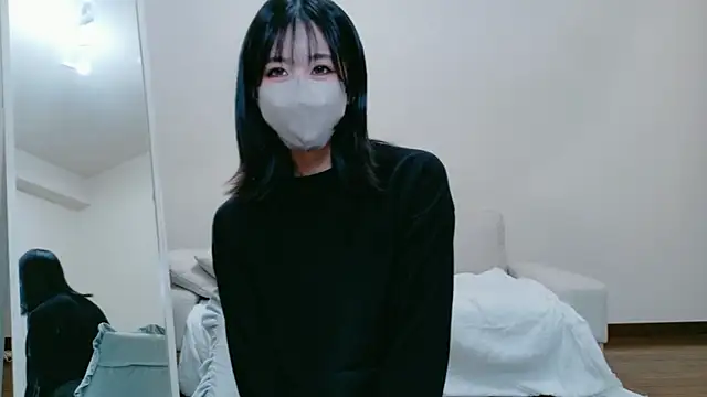 Emiri-jpn online show from March 5, 2026, 10:12 am