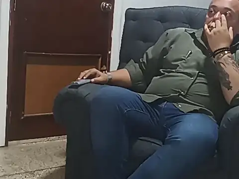 Snapshot of mayor_jjhv chatting on February 18, 2026, 11:23 pm mayor jjhv online show from February 18, 2026, 11:23 pm