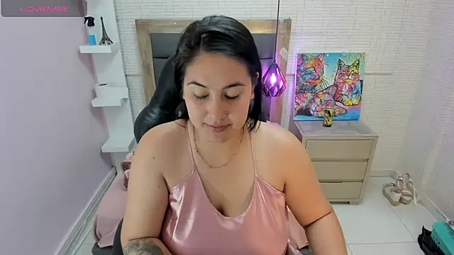 VIOLETTA ROSS1 online show from January 15, 2026, 2:48 am