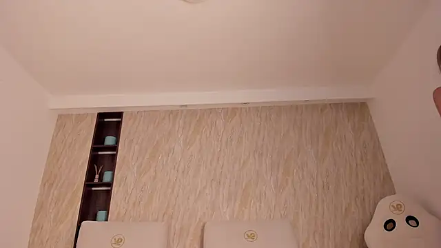 ayla velt online show from March 16, 2026, 8:00 pm