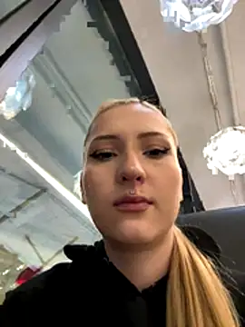 SenyaVibes online show from November 30, 2025, 2:07 pm