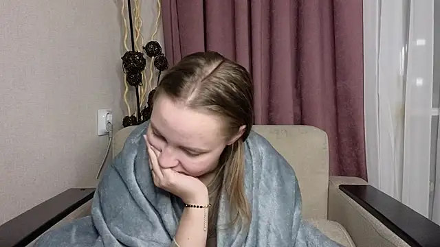 BibiStapler online show from December 18, 2025, 7:07 pm