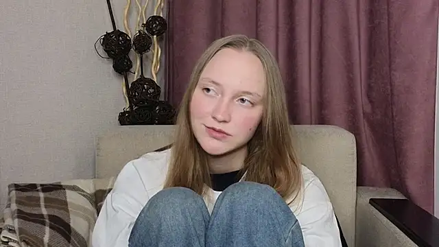 BibiStapler online show from December 14, 2025, 6:35 pm