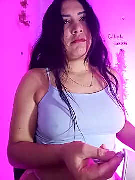 Emy cutee online show from April 20, 2026, 12:41 pm