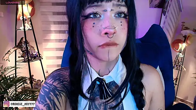 AryRousse online show from June 6, 2026, 3:12 am