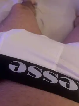 Snapshot of marli381 chatting on November 29, 2025, 12:22 am marli381 online show from November 29, 2025, 12:22 am