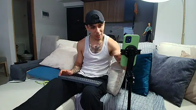 liorvante online show from January 14, 2026, 11:08 pm