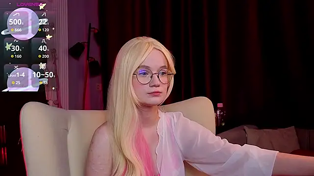 Snapshot of Kitty_smalltits chatting on February 2, 2026, 4:22 am Kitty smalltits online show from February 2, 2026, 4:22 am