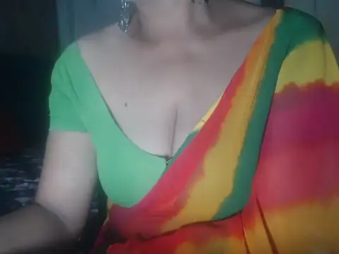 Snapshot of Hotronita123 chatting on February 25, 2026, 4:23 am Hotronita123 online show from February 25, 2026, 4:23 am