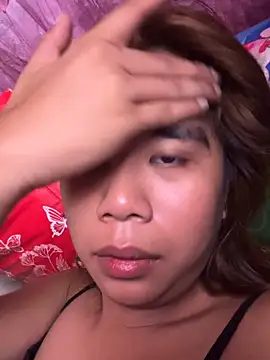 Margaux4U online show from April 15, 2026, 1:22 am