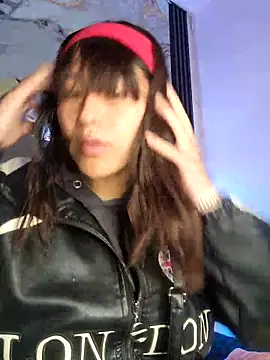 Snapshot of Mariana_eclipse chatting on February 12, 2026, 12:16 pm Mariana eclipse online show from February 12, 2026, 12:16 pm