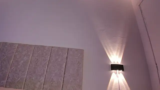 Scarlett Lee1 online show from April 13, 2026, 8:02 pm