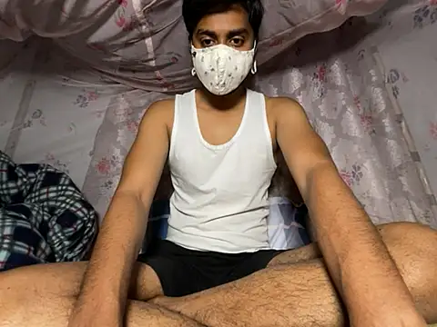 Snapshot of hunterboy2001 chatting on March 3, 2026, 8:27 pm hunterboy2001 online show from March 3, 2026, 8:27 pm