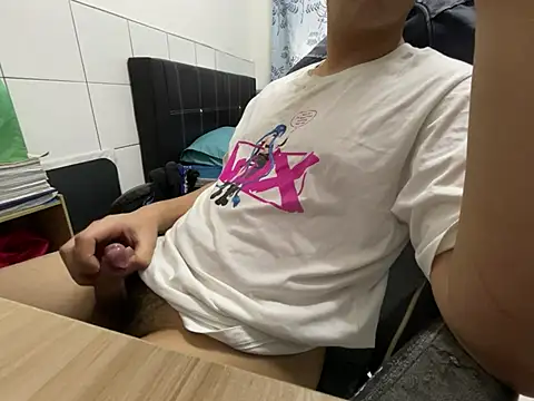 Snapshot of hiiiizzzz chatting on January 19, 2026, 8:29 am hiiiizzzz online show from January 19, 2026, 8:29 am