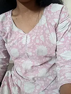 Sizzling Quinn online show from April 12, 2026, 6:22 pm